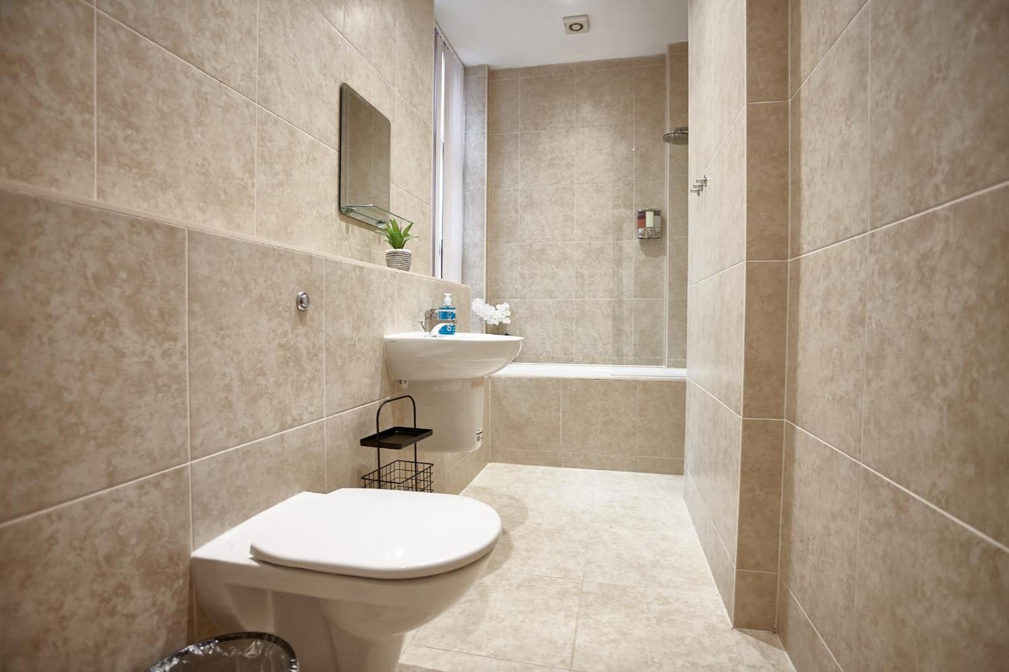 The Jade Suite Manchester Exterior foto